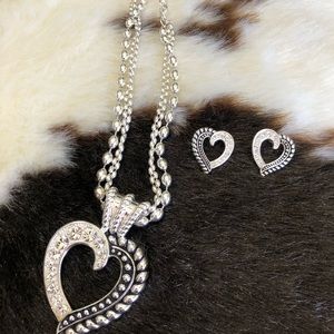 Montana Silversmiths necklace and earrings